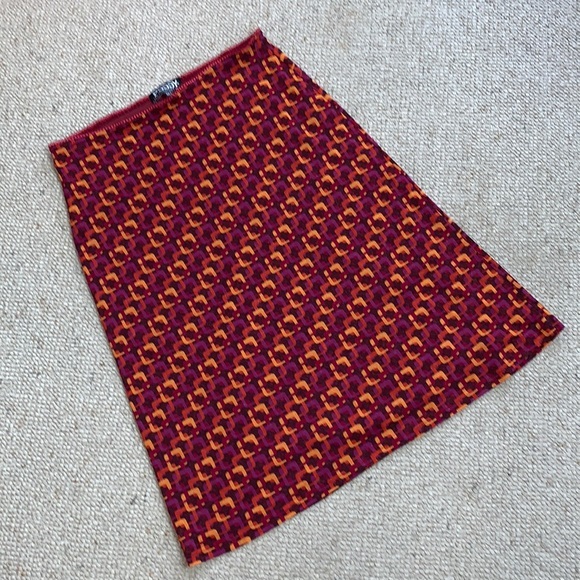 Les Possedes fun skirt - Picture 1 of 4